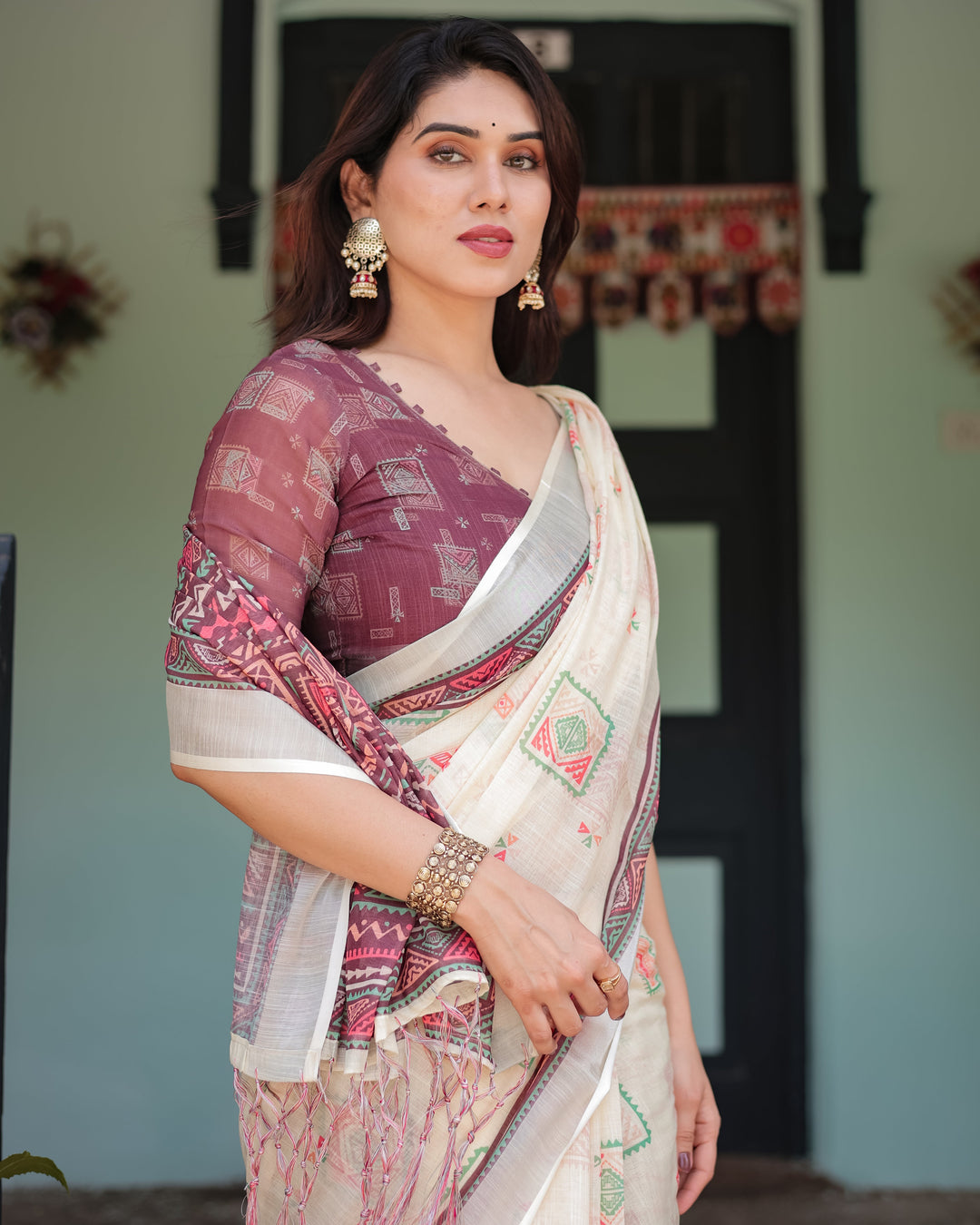 Off-white Pure Cotton Linen Saree with Intricate Geometric Pattern and Tassels on Edges LINEN H 131140