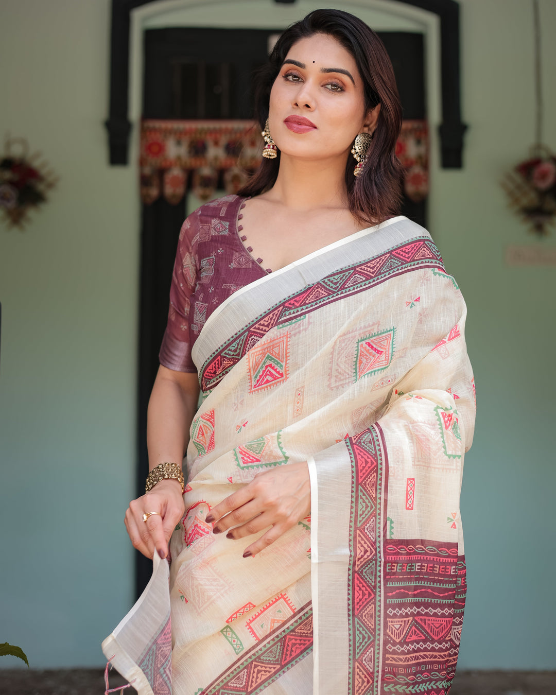 Off-white Pure Cotton Linen Saree with Intricate Geometric Pattern and Tassels on Edges LINEN H 131140