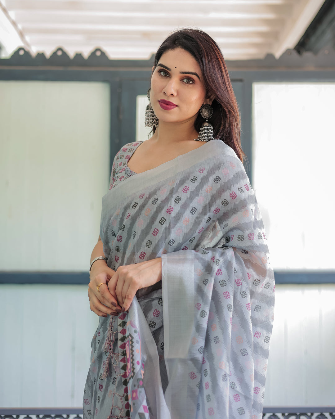 Grey Pastel Geometric & Floral Print Pure Cotton Linen Saree with Blouse and Tassels LINEN H 141150