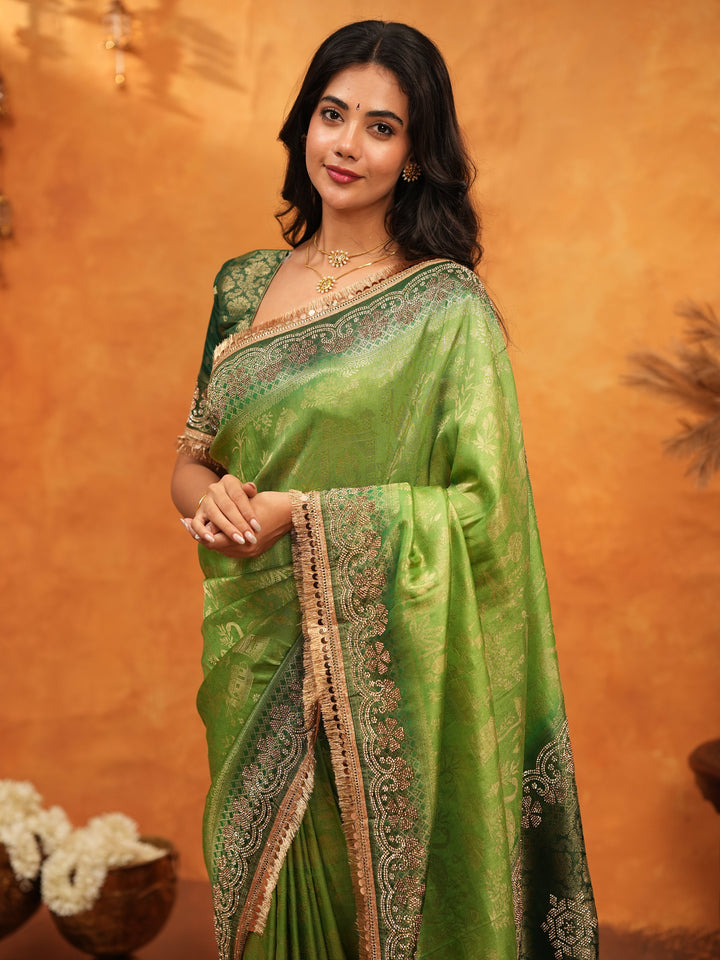 Emerald Green Banarasi Silk Saree with Intricate Zari Border & Rich Woven Pallu | Designer Festive & Wedding Wear Saree