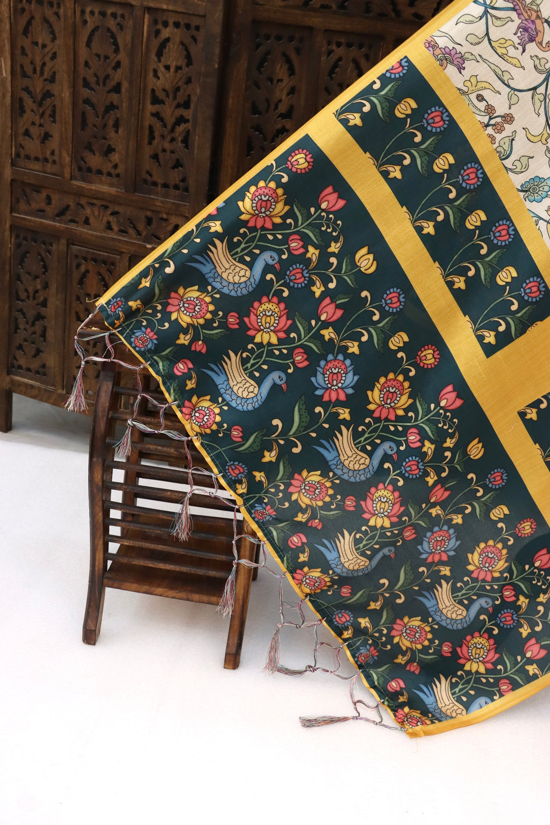 Ivory Malai Silk Dupatta with Multicolor Floral Jaal & Bottle Green Kalamkari-Style Pallu – Festive Handcrafted Elegance