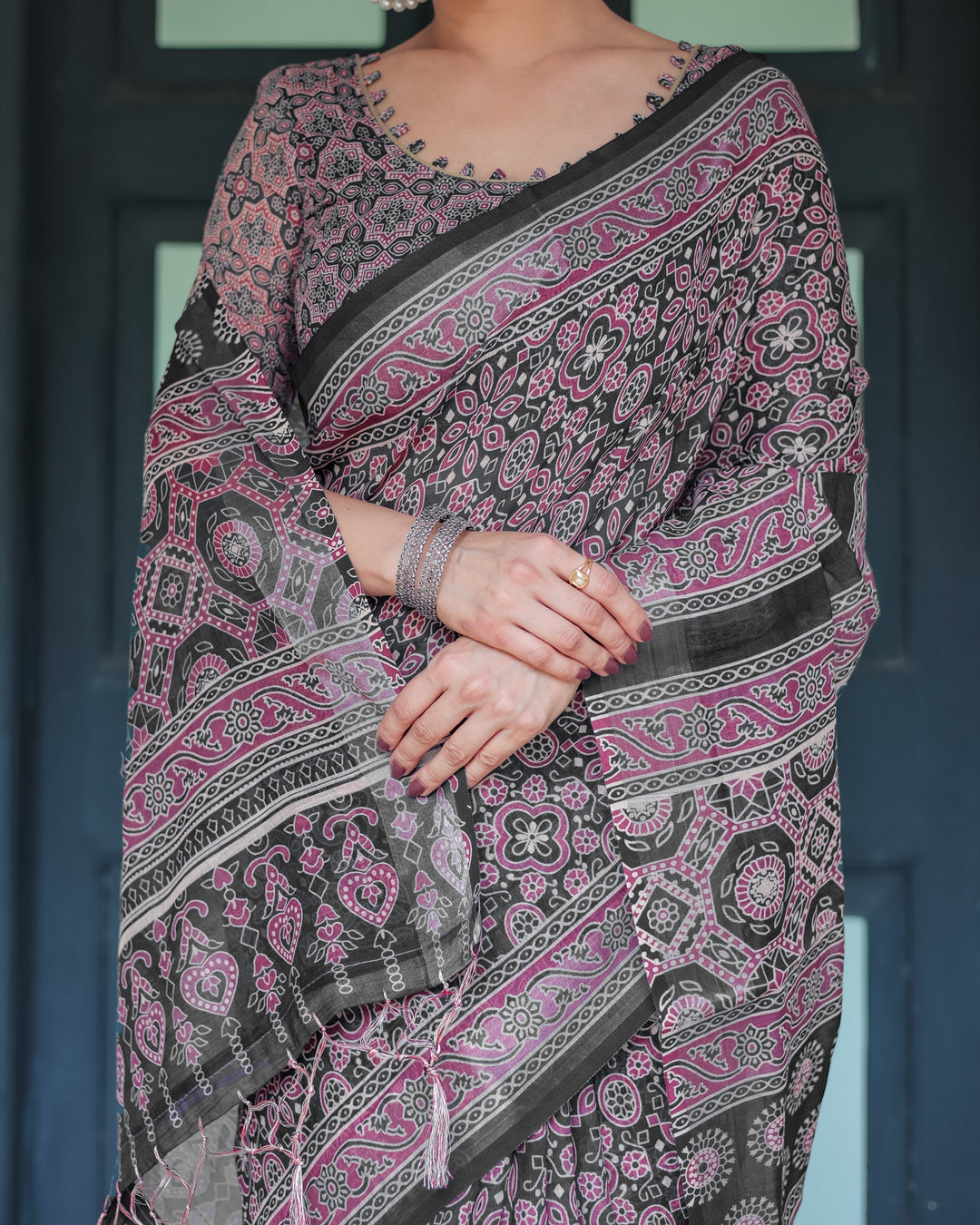 Black Pure Cotton Linen Saree with Pink Striped Pallu and Tassel Accents LINEN H 161170