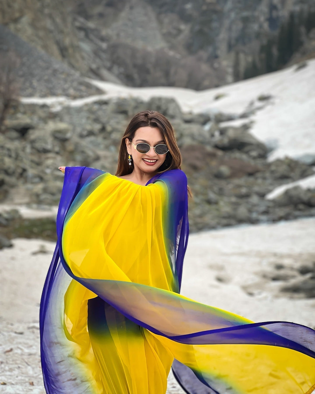Dual-Tone Yellow Blue Georgette Printed Saree for Daily & Festive Look