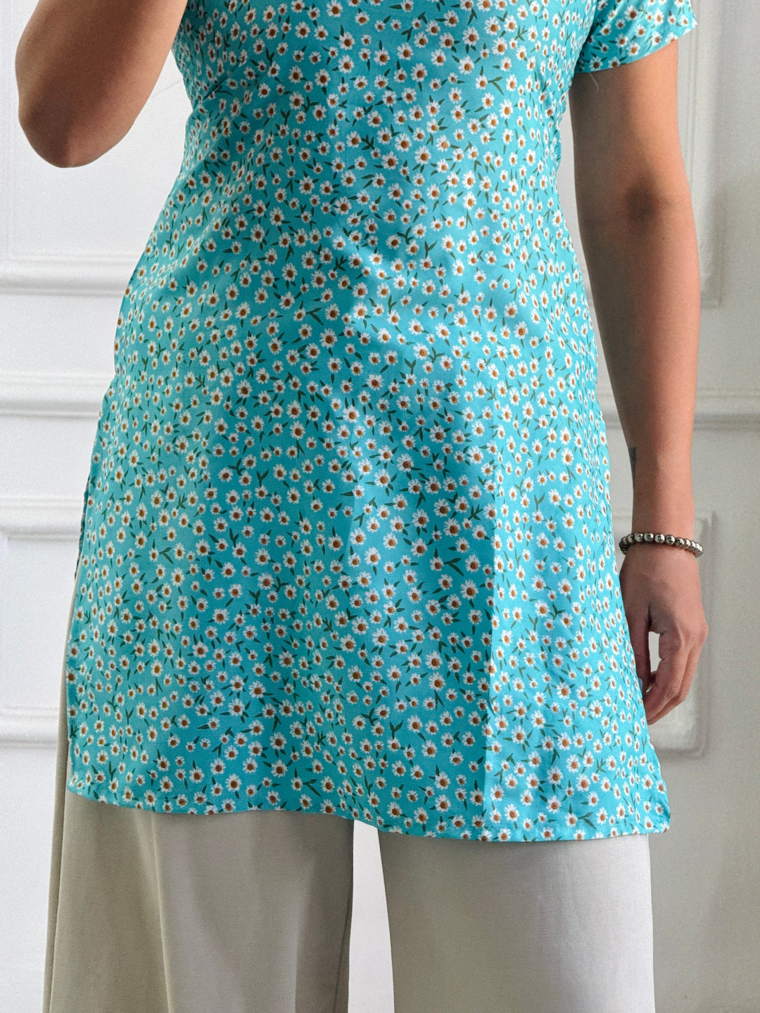 Aqua Daisy Print Cambric Cotton Kurti with Corset Back