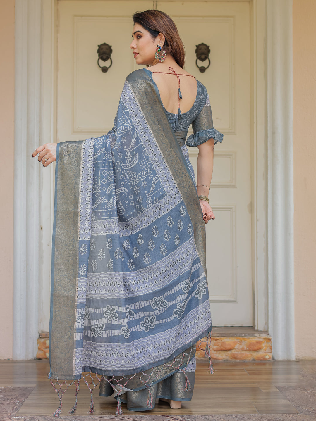 Slate Grey Handloom Cotton Ethnic Printed Saree with Zari Border & Tassels – Classic Traditional Wear