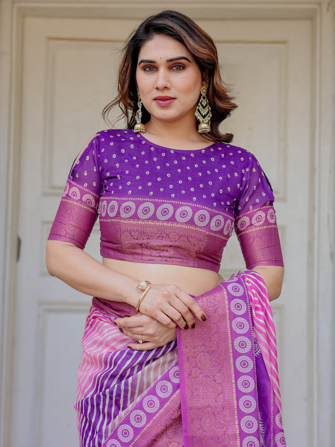 Royal Purple & Rani Pink Dual Tone Silk Saree with Gold Zari Circular Motifs, Striped Pallu & Tassels – Festive Traditional Wear
