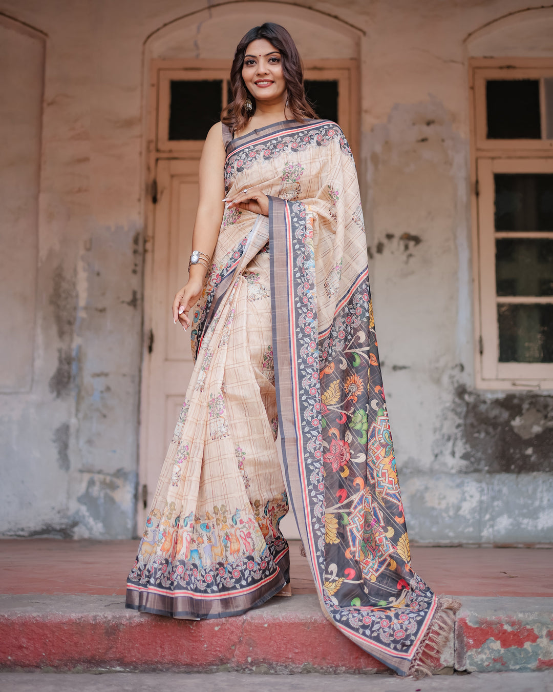 Designer Beige Saree with Contrast Black Pallu & Exquisite Ethnic Patterns