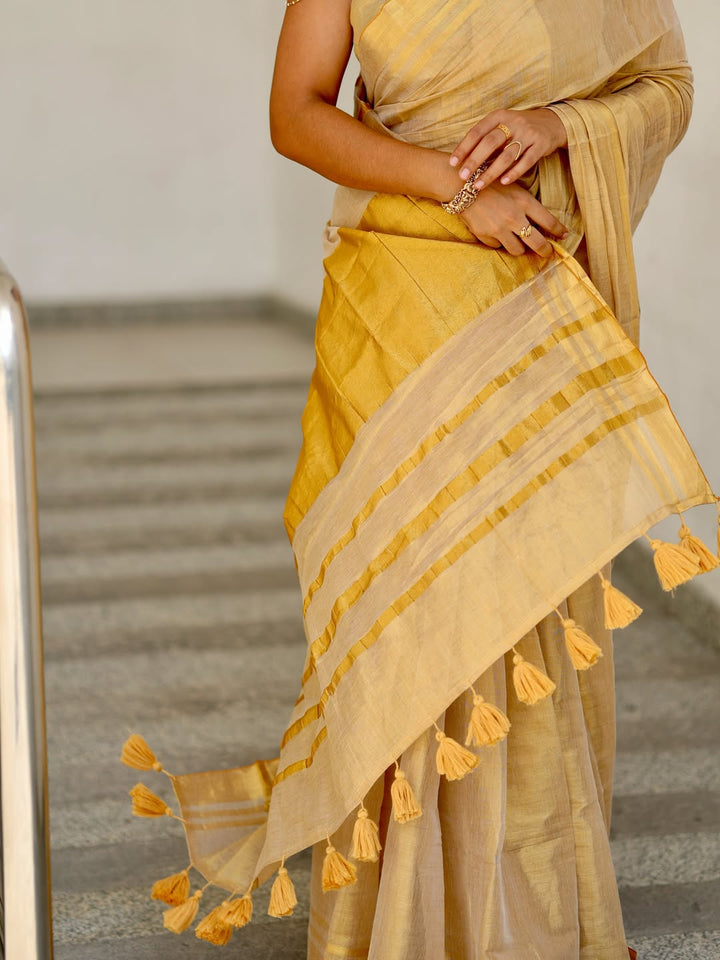 Luxury Off White Gold Kasavu Saree with Designer Tassel Pallu