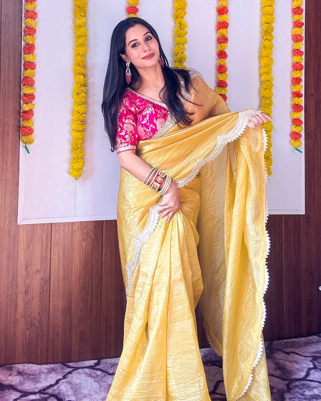 Gold Crush Saree with Embroidery Patti Border & Embroidered Blouse - Festive & Wedding Wear