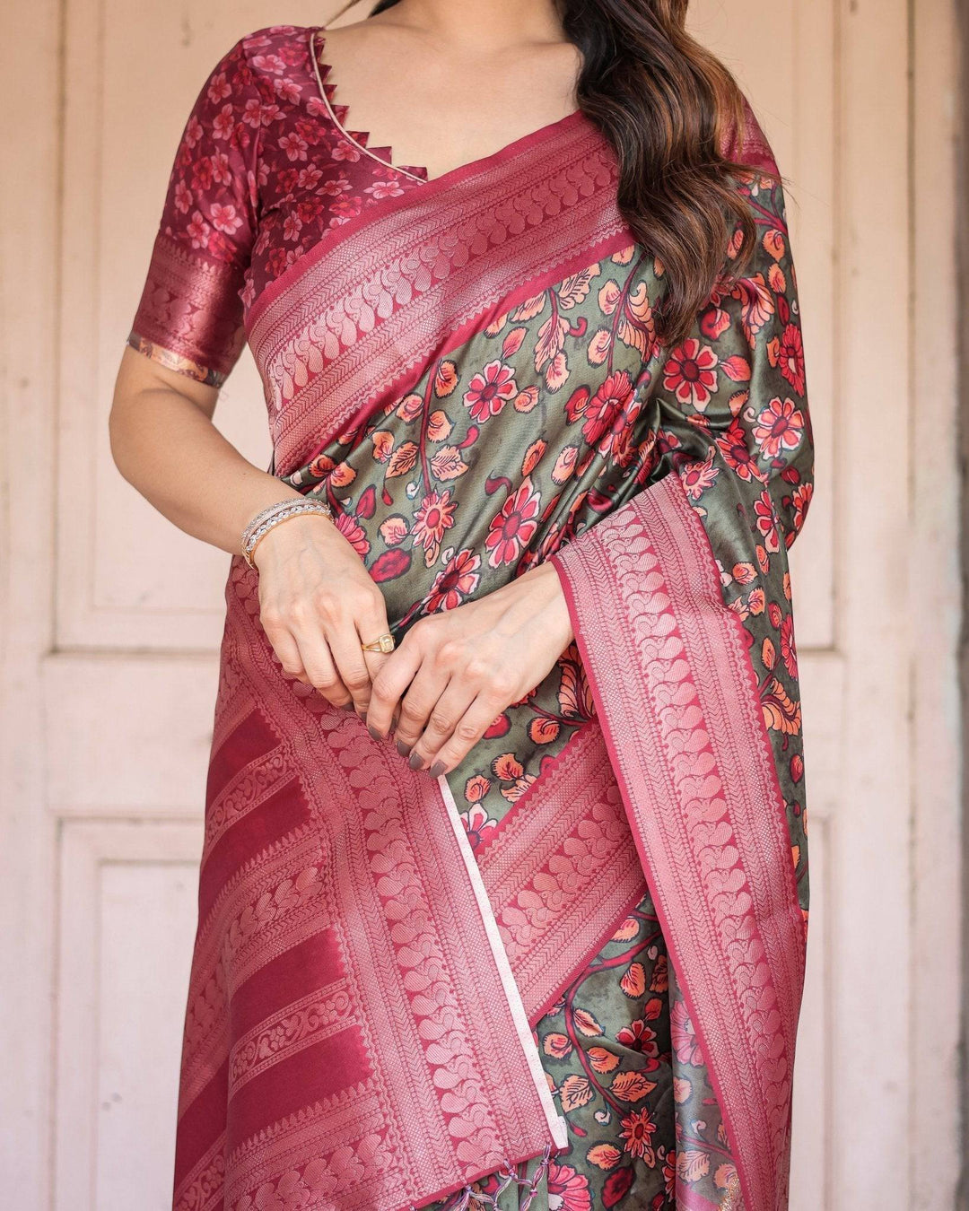 Luxurious Green Banarasi Silk Saree with Zari Border and Tassels RICH VARSHA H 1211-20