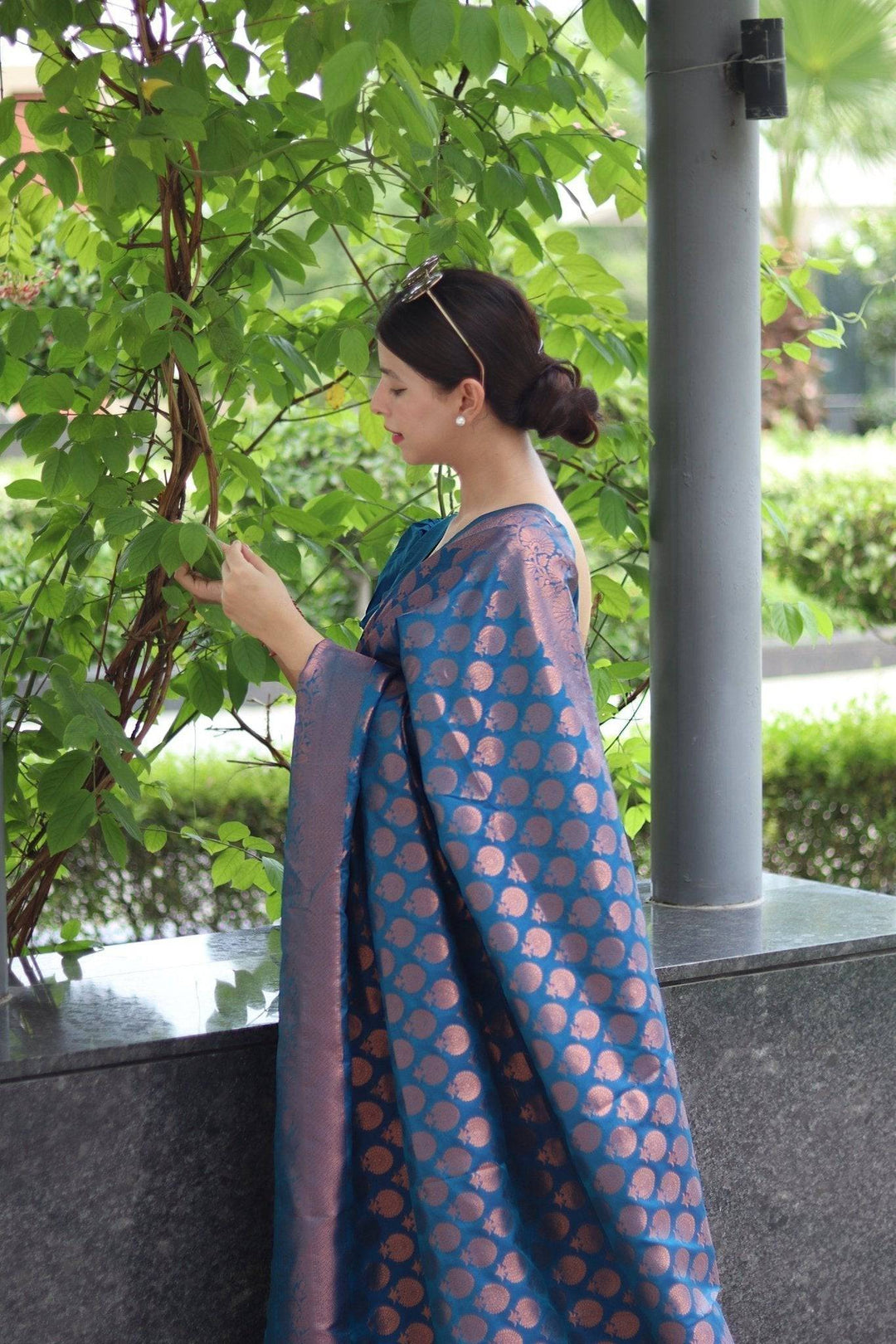 Pure Gaji Silk Saree Weaved With  Zari Comes With Tassels