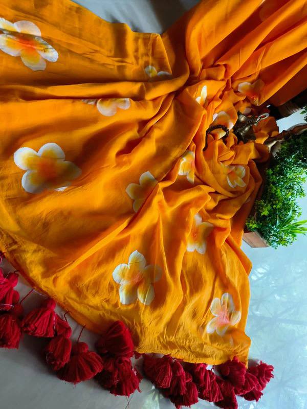 Elegant Linen Saree with Sunflower Print and Tassel Border – Lightweight Summer Wear