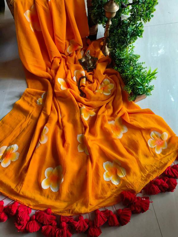 Elegant Linen Saree with Sunflower Print and Tassel Border – Lightweight Summer Wear