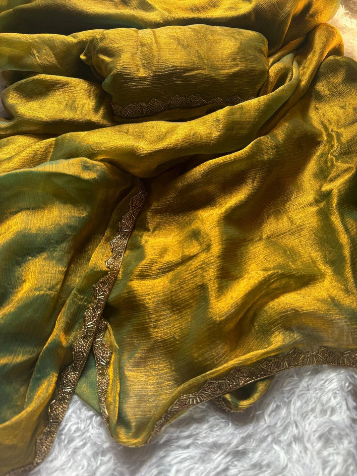 Gleaming Simri Golden Silk Saree – Shine Like a Star